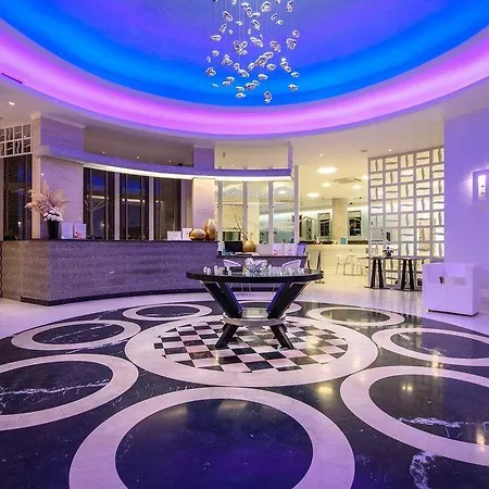 Hotel La Deluxe & (adults Only) Kamári